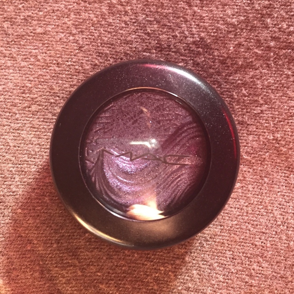 MAC EXTRA DIMENSION EYESHADOW ✨GRAND GALAXY✨